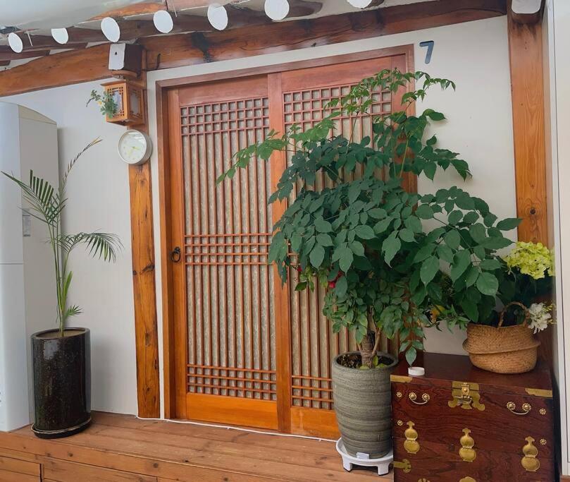 Bibimbap Hanok Gyeongbokgung Guest house