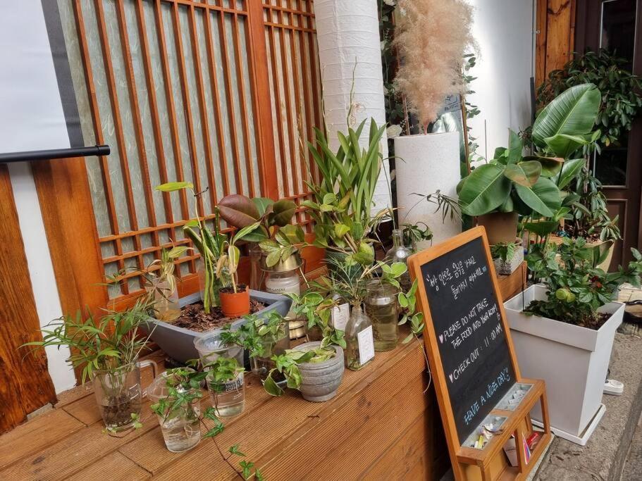 Bibimbap Hanok Gyeongbokgung Guest house