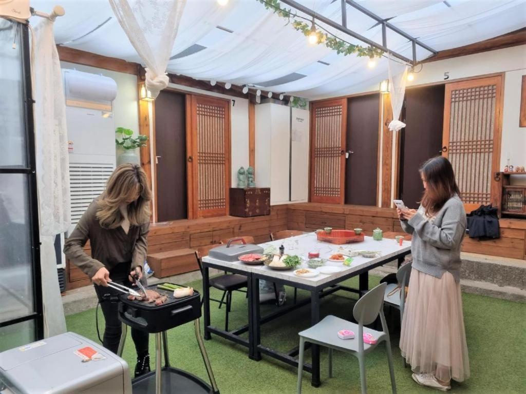 Bibimbap Hanok Gyeongbokgung